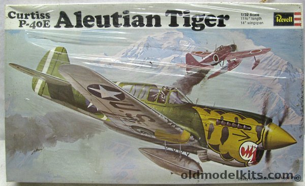 Revell 1/32 Curtiss P-40E Aleutian Tiger (Warhawk), H271 plastic model kit